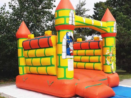 chateau-merlin-moyen-age