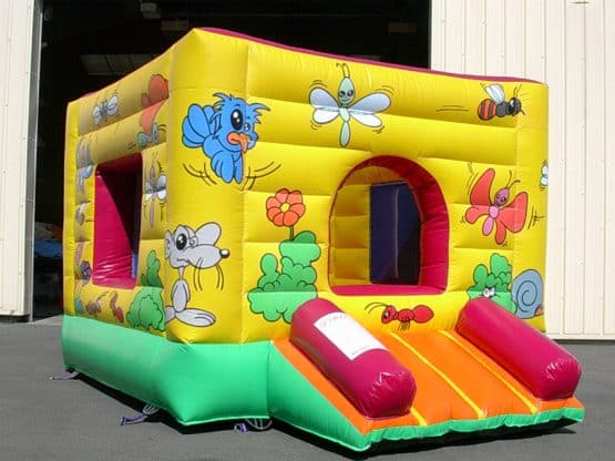 Structure-gonflable-mini-cube