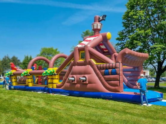 location-parcours-Pirates-gonflable-ENVOL