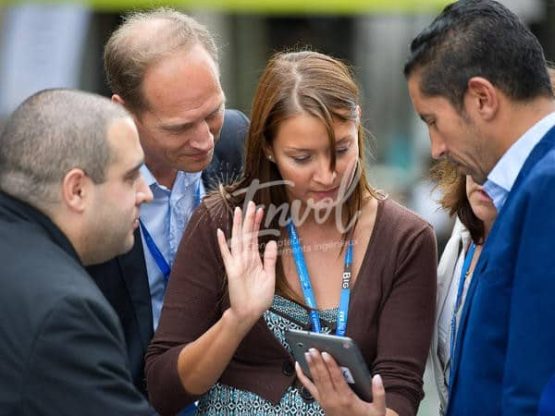 Team course d'orientation avec tablette