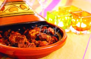 Repas avec Animation orientale pour une soirée réussie