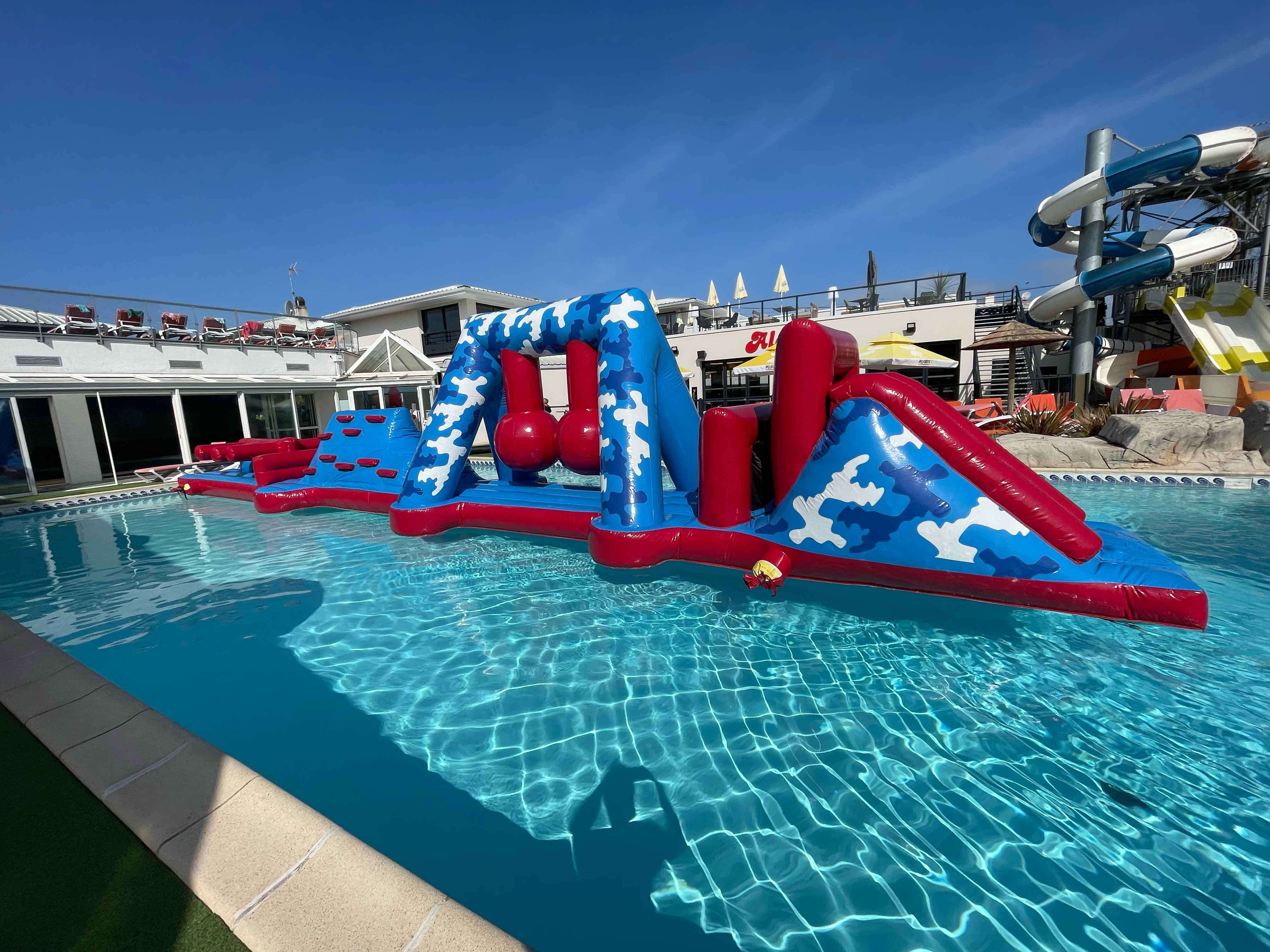 structure-gonflable-aquatique-piscine