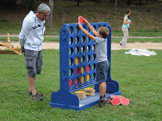 location-puissance-4-géant