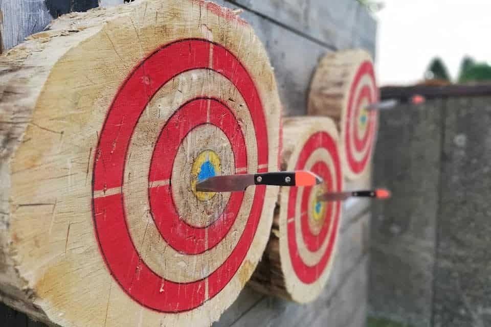 lancer-couteau-jeux-couteaux