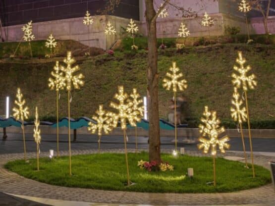 location-sapin-flocon-blanc-chaud